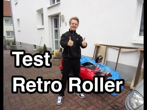 Historische Nanokultur-Testansicht eines Retro-Motorrollers